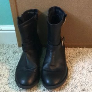Black buckle boots